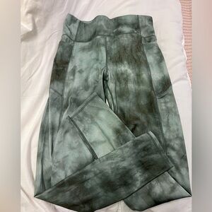 GAP Green Tie-Dye Leggings